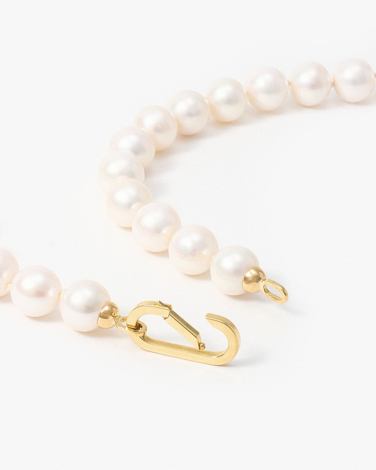 Fresca Pearl Necklace 80 cm lenght with 18K Yellow Gold Connector