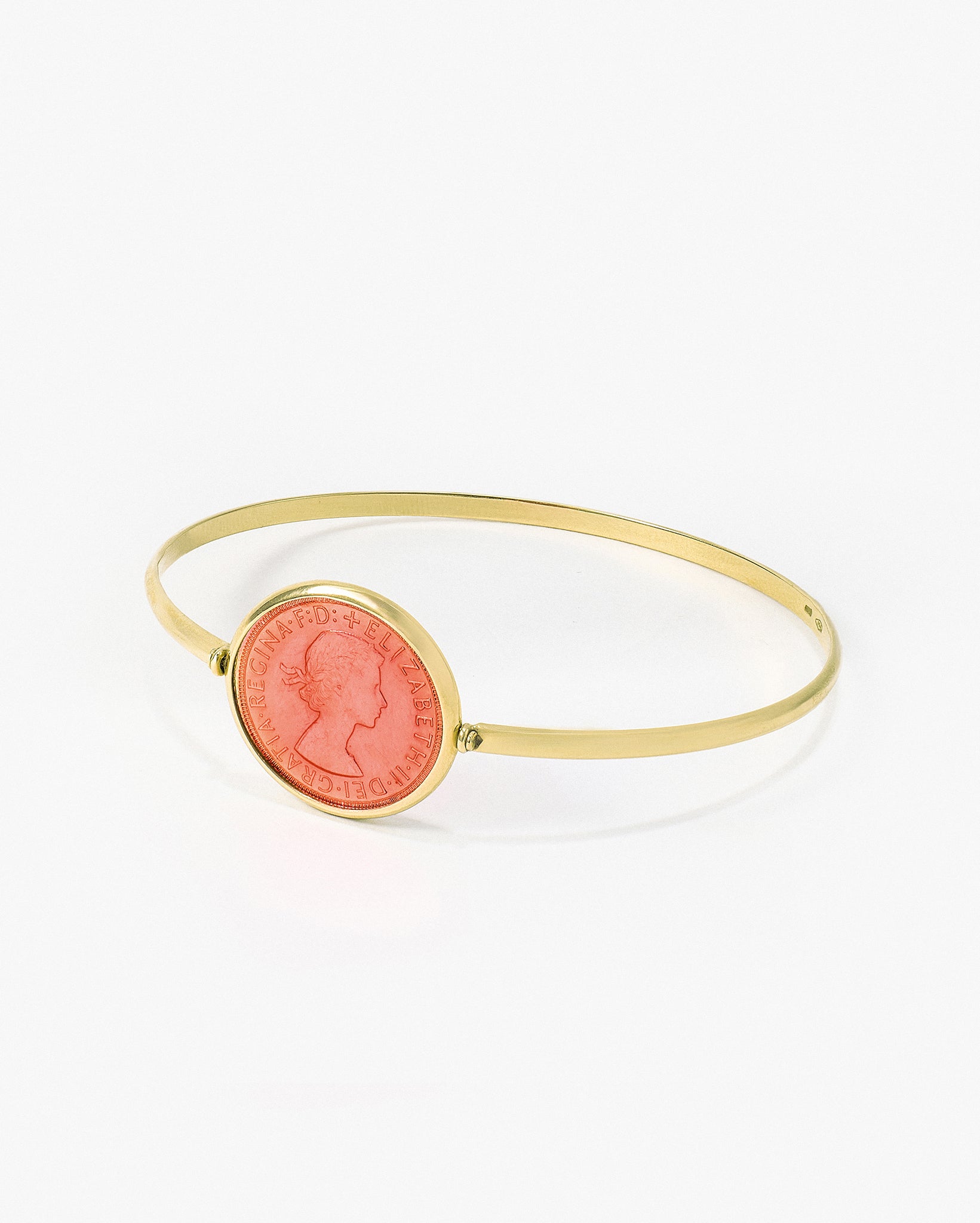 Fresca Bangle in 18K Yellow Gold