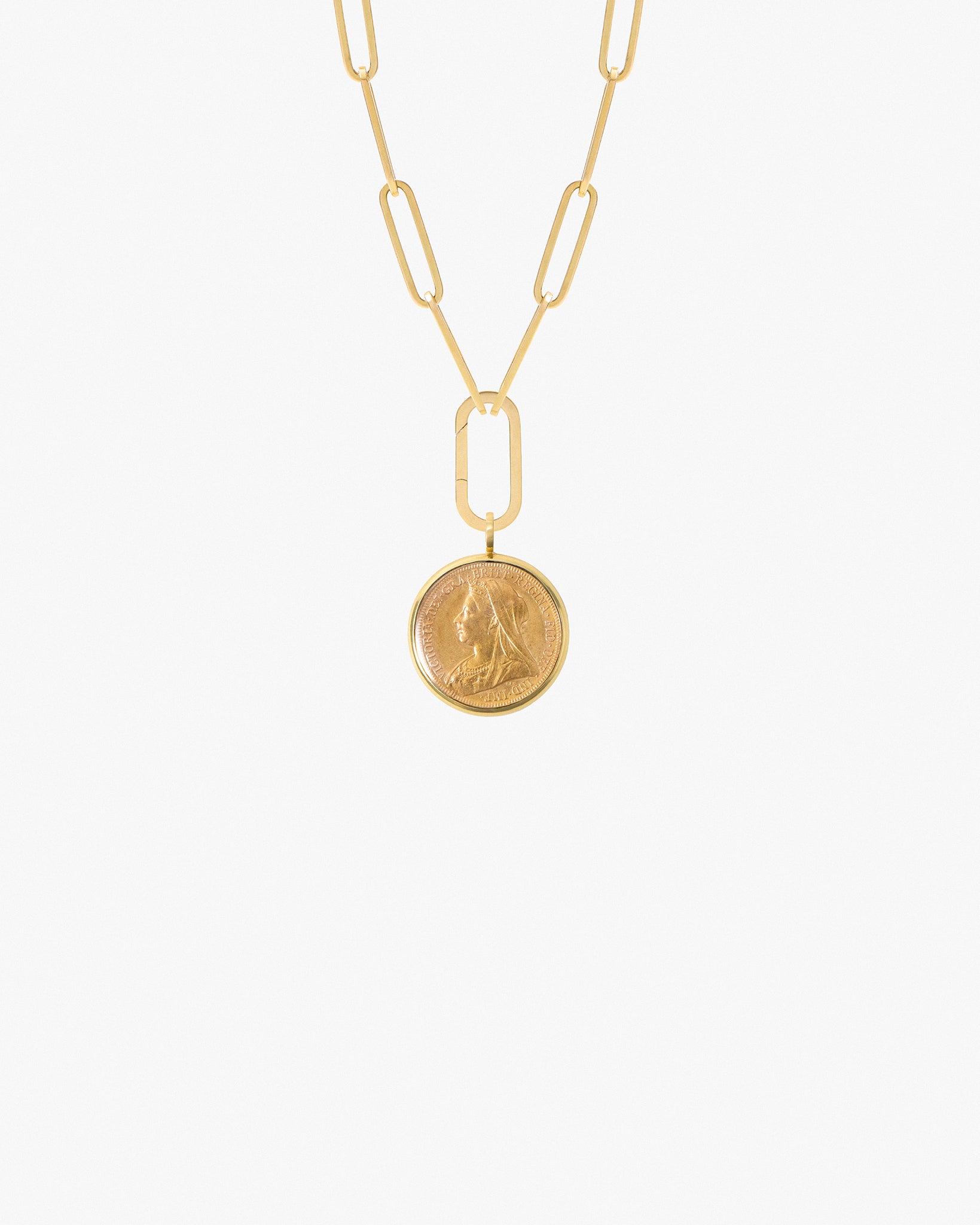 Pilla Chain Necklace with Queen Victoria Sovereign coin and 18K Yellow Gold Connector
